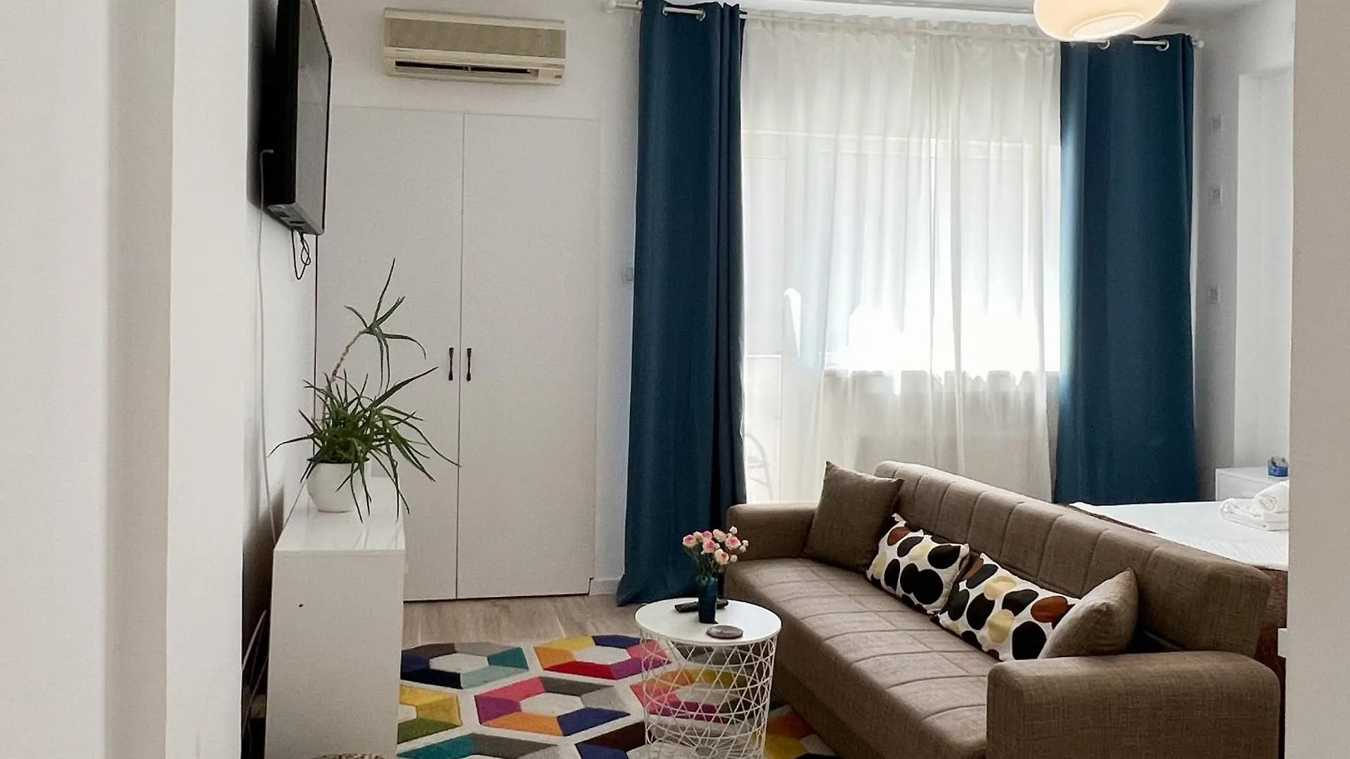 Apartment Old City Deluxe Studio Universitate Bucharest